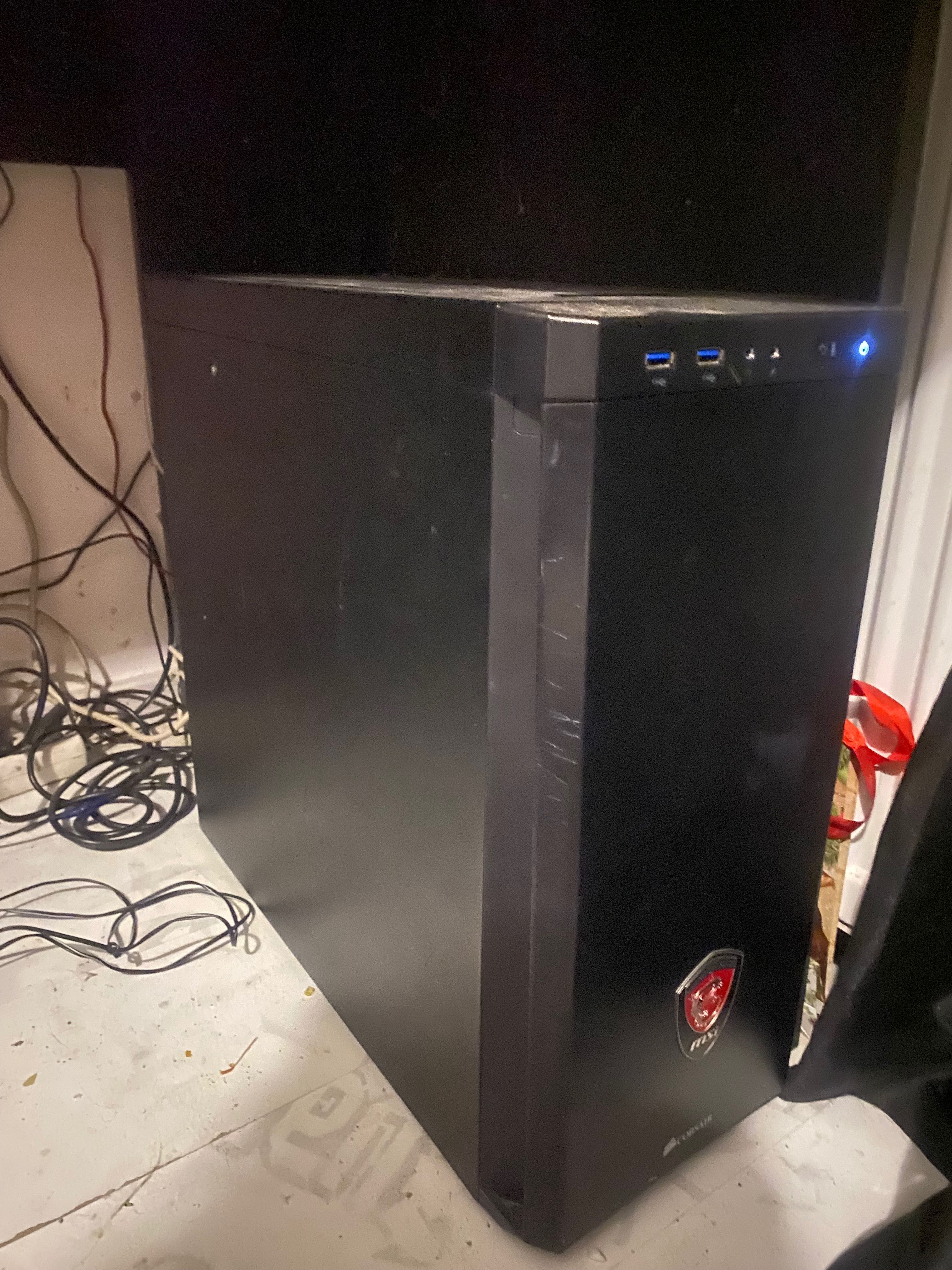 Unitate pc Corsair gaming