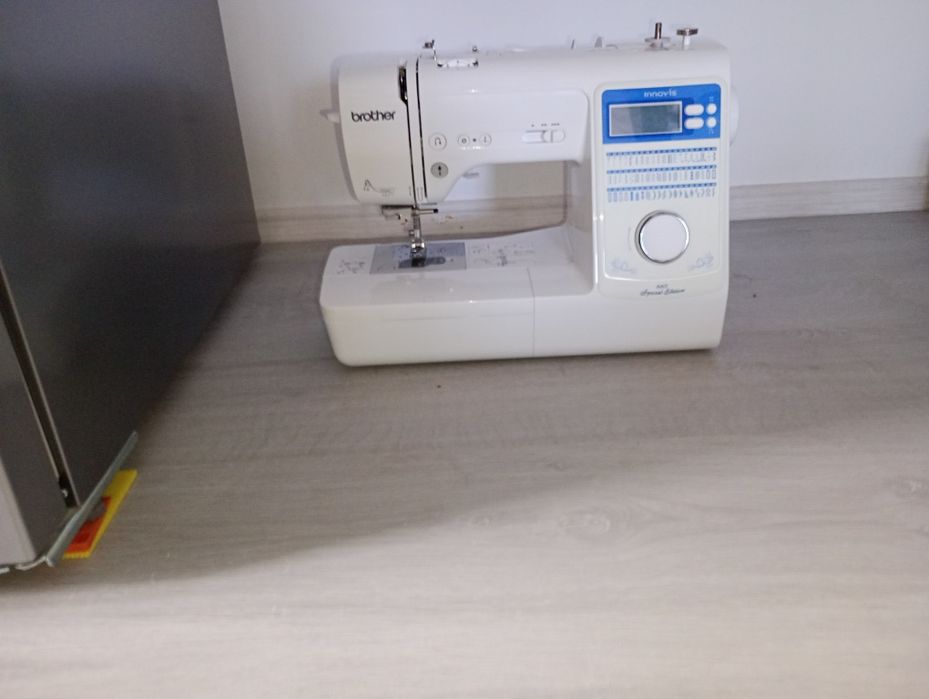 Mașina cusut Brother-innov'is A60