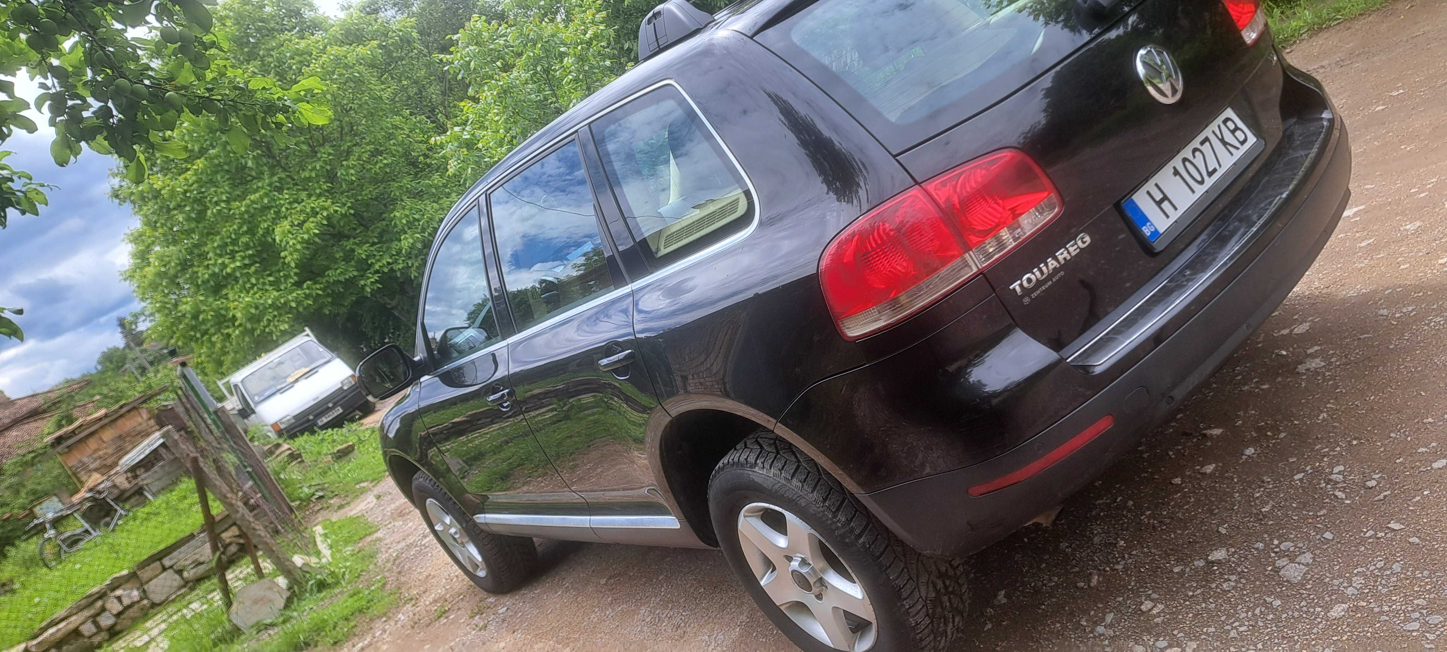 Tuareg2.5 R5 2004година