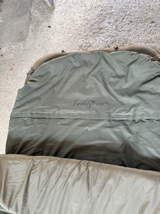 Pat + sac de dormit Nash Indulgence ss3 5 sezoane