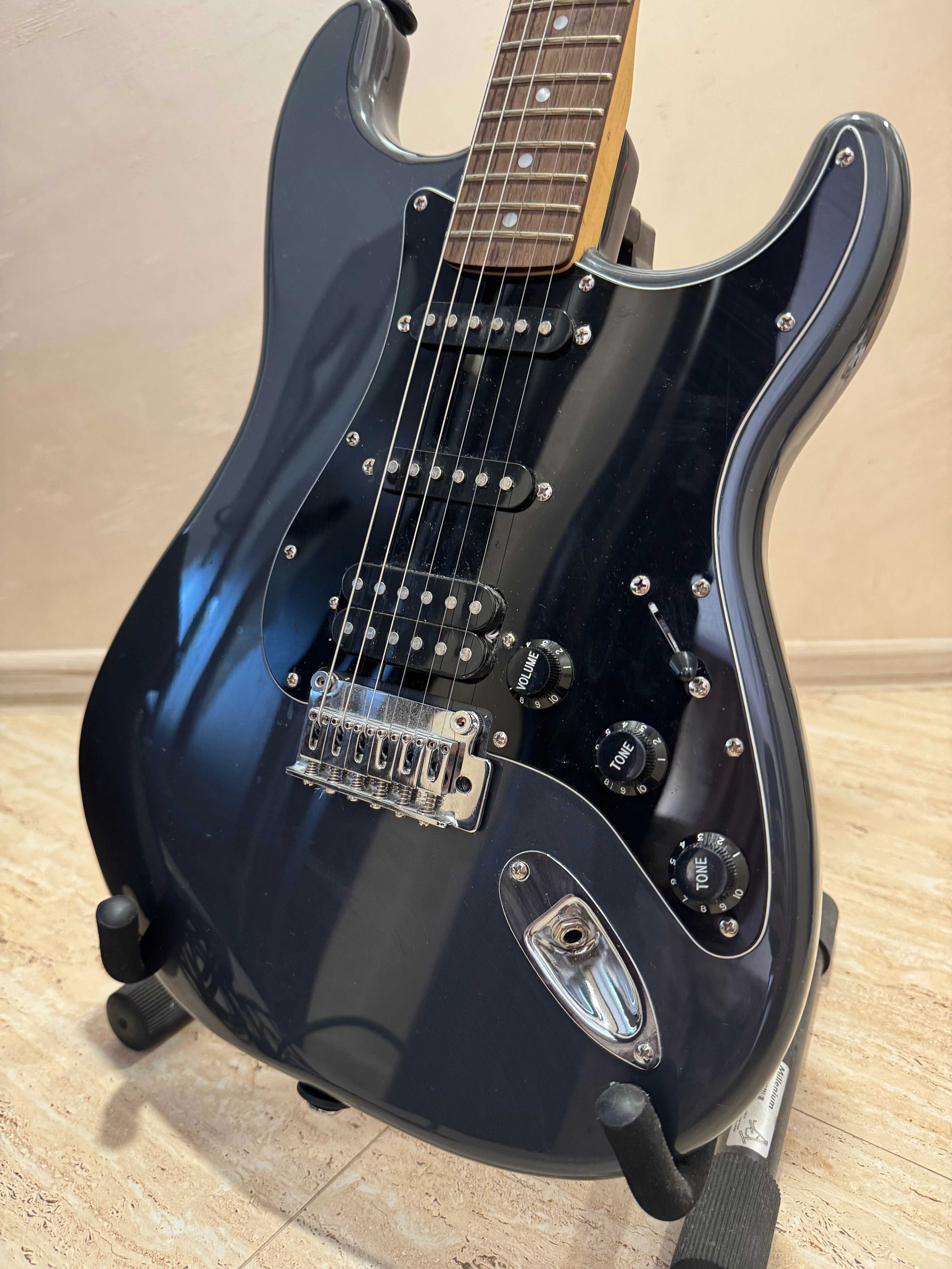 Комплект електрическа китара Squier Affinity + Fender усилвател