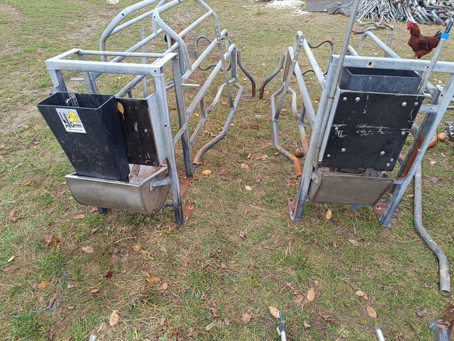 Boxe de fătare pentru scroafe