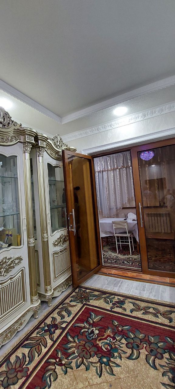Продается квартира в Янгиюле (Гульбахор)