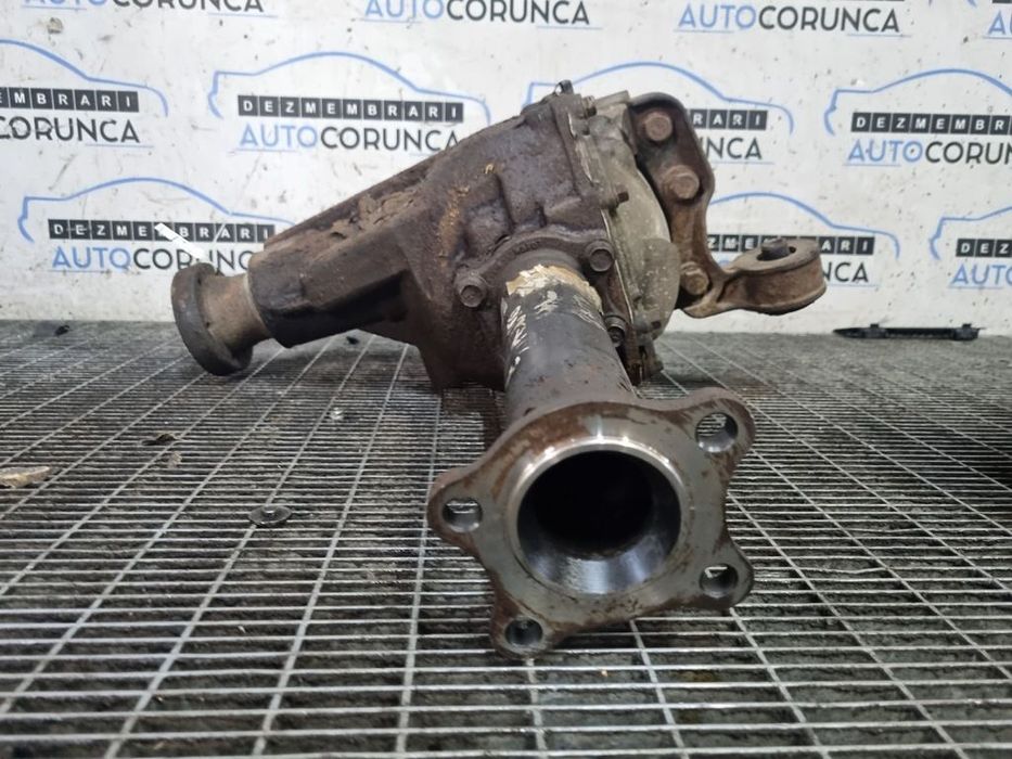 Cutie de Tranfer Grup Fata Kia Sorento 2.5 D 2002 - 2009 140CP Manuala 5 Trepte D4CB ...