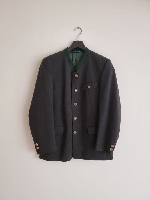 Costum elegant pentru evenimente vânătorești 50