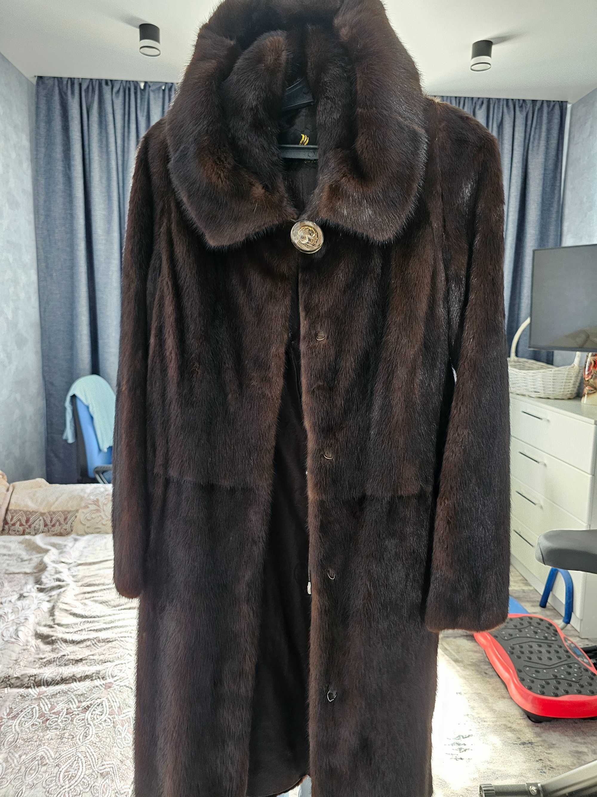 Продам шубы срочно!
