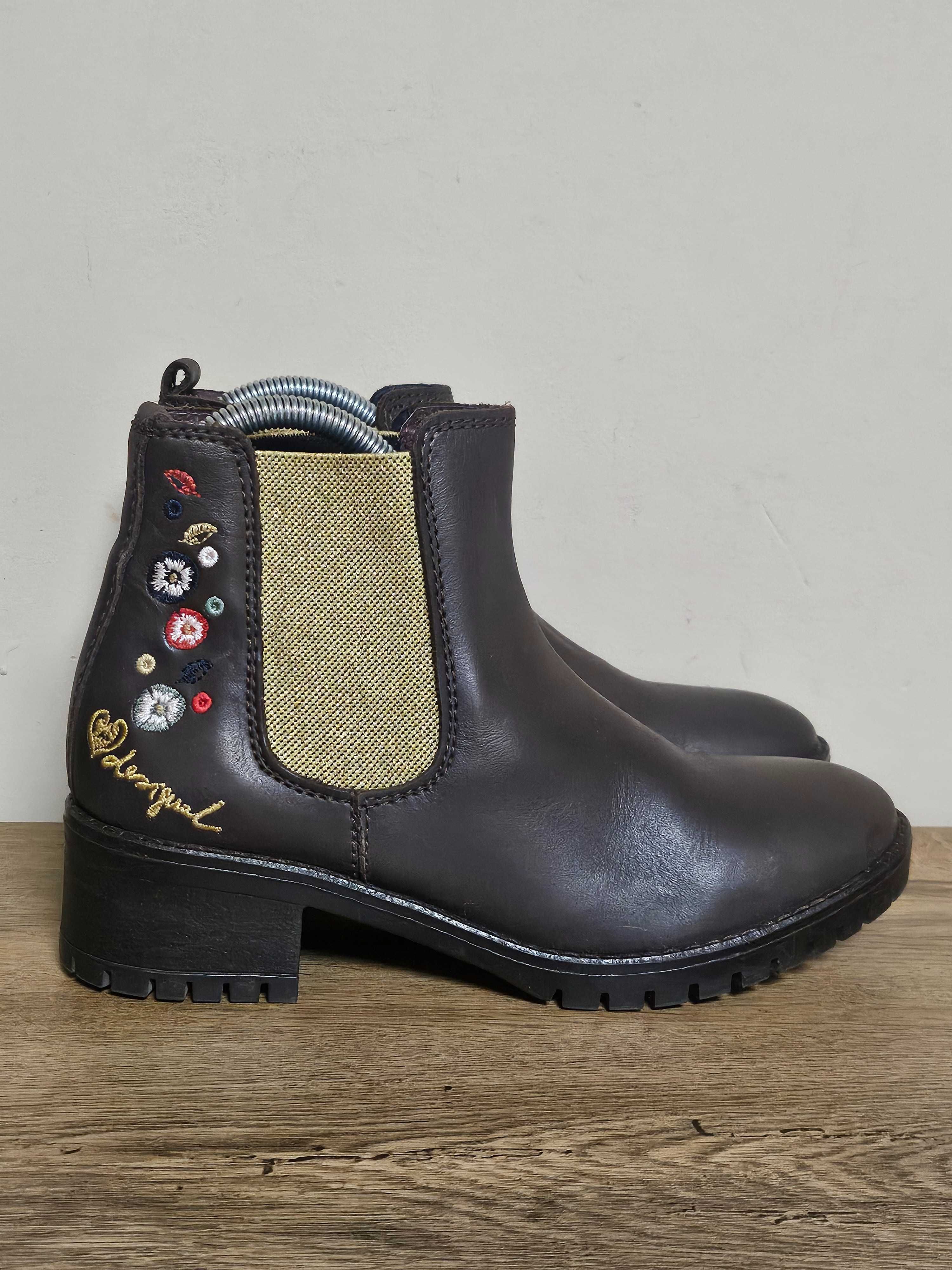 Desigual оригинални дамски боти