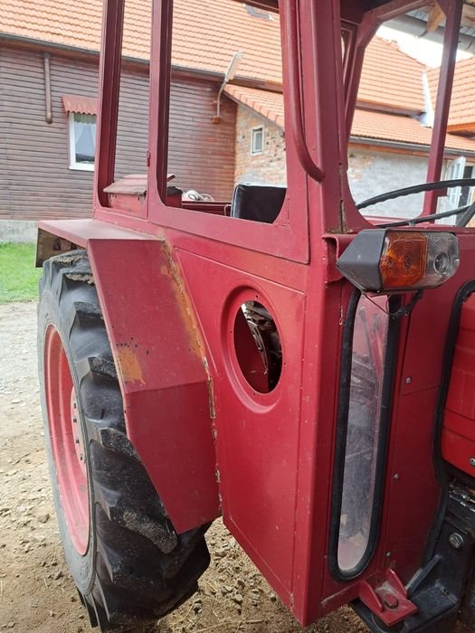 Cabina tractor utb 445
