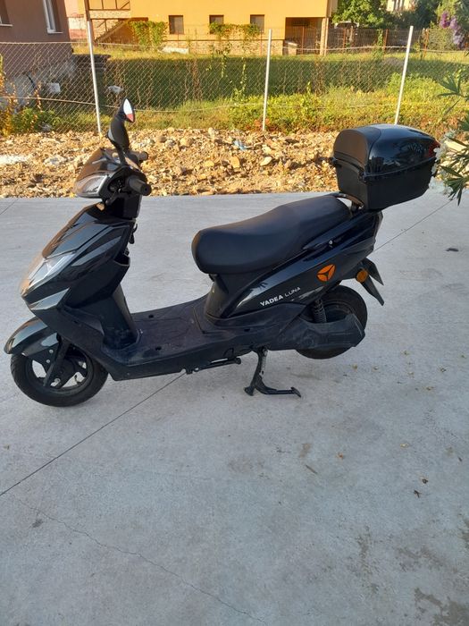 Scuter electric  yadea luna