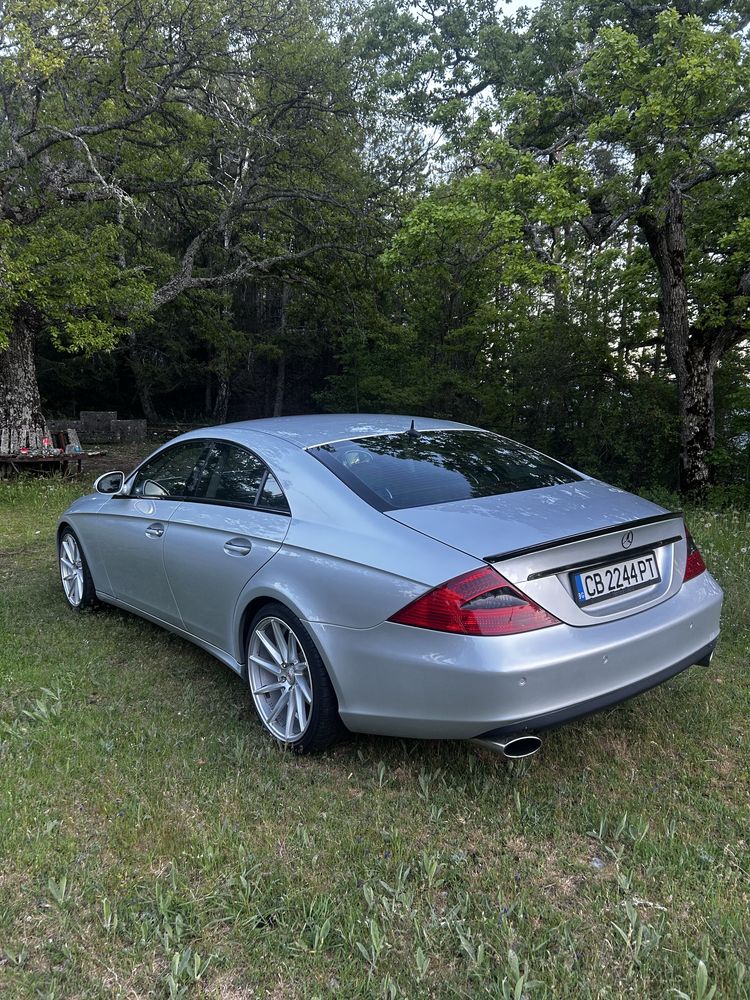 Продавам Mercedes CLS 500, 306, W219