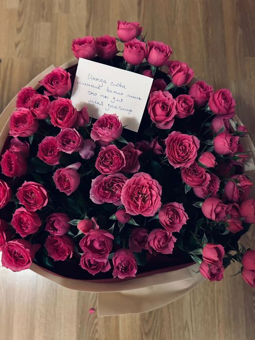 гүл сатылады срочна 7мың