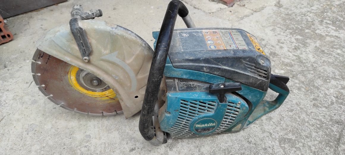 Бензинов фугорез Makita EK 6100