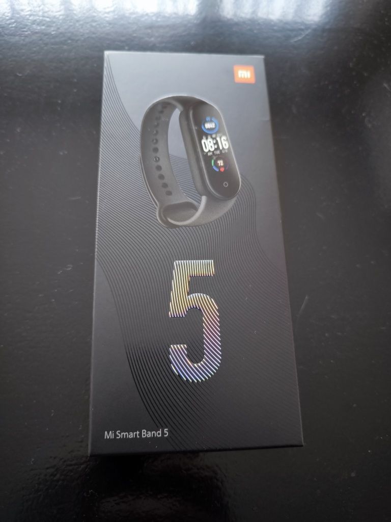 Фитнес гривна Xiaomi Mi Band 5

 4.74