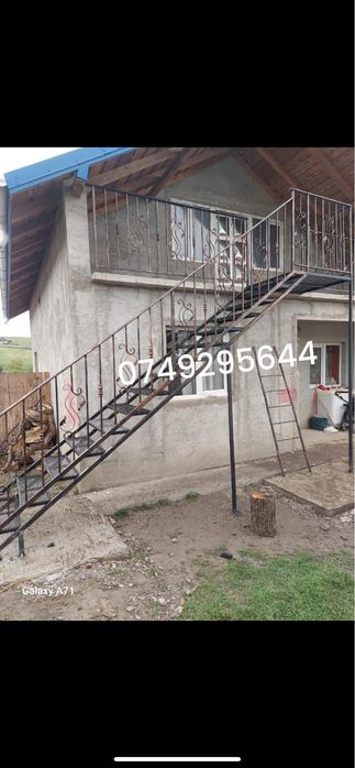 Scarii cu trepte de fag