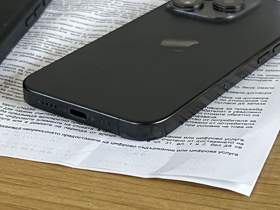 Бартер гаранционен iPhone 15 pro 256gb black
