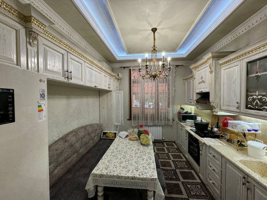 Продается стильный коттеджный дом