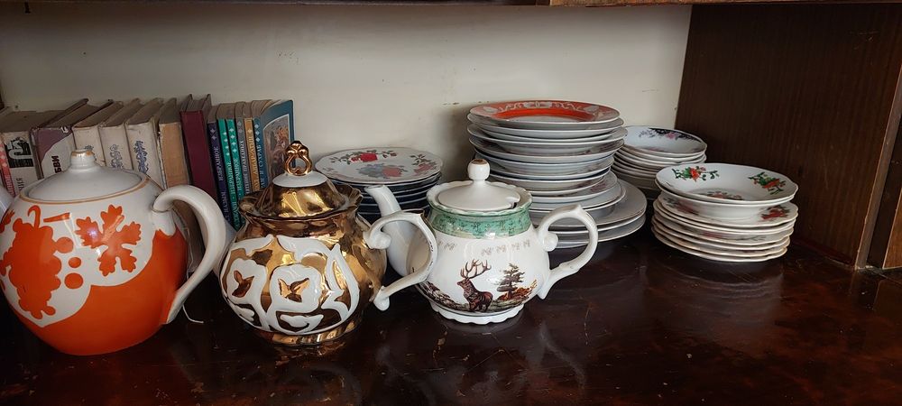 Продаётся посуда.