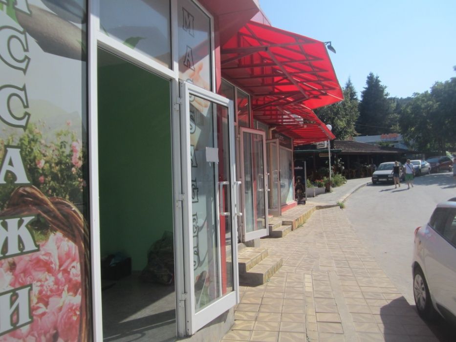 3 магазина под наем само с опция покупка в Кранево, срещу х-л Извора