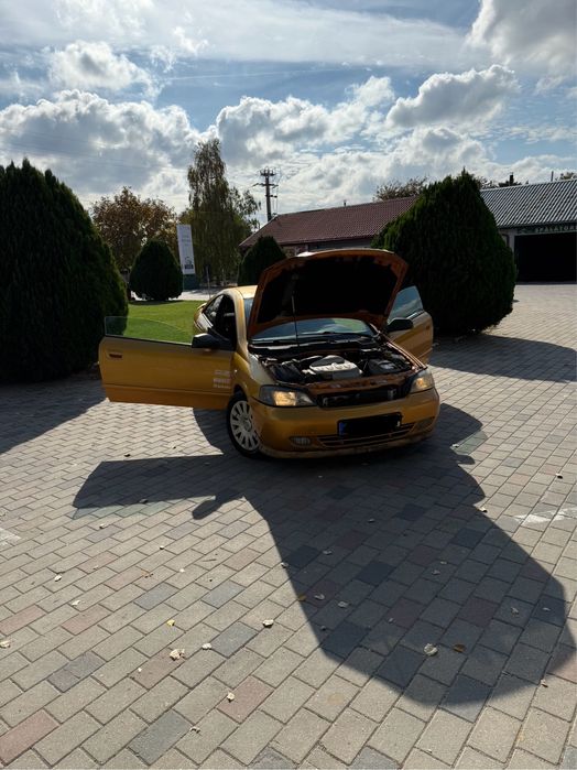 Vand opel bertone 1.8 i