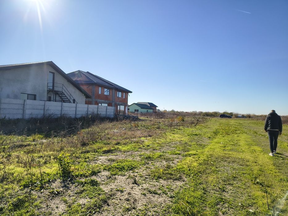 Vând teren 1200 mp 1 Decembrie ilfov/str 8 martie