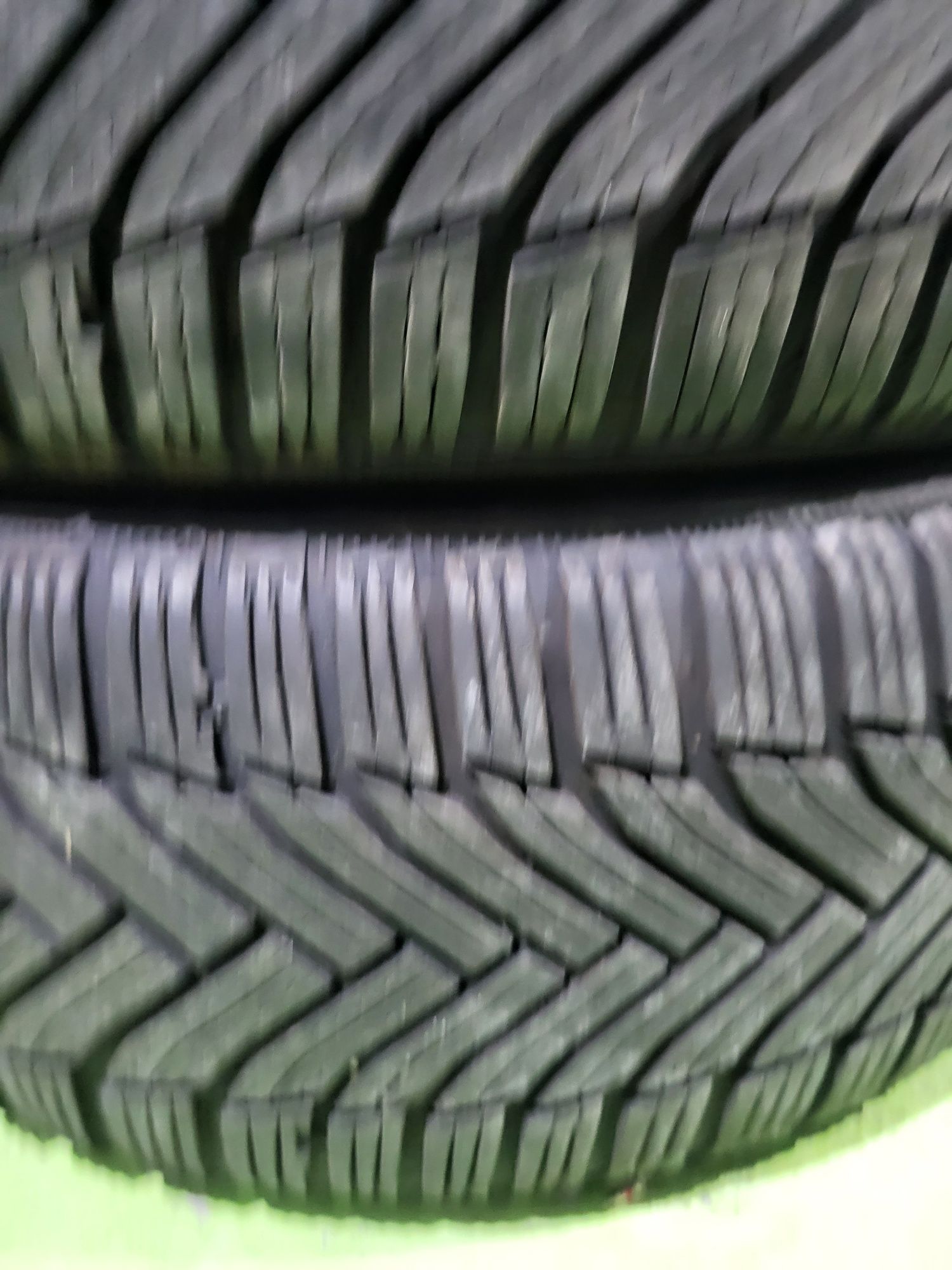 3 бр зимни 215/60/16 Michelin