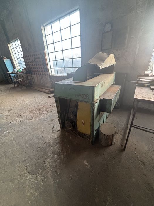 Hala 300 mp+ curte 6000 mp + utilaje de gater - de inchriat in Luguzau