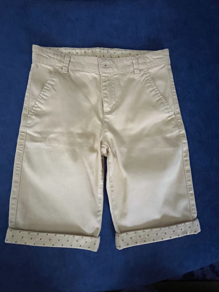 Pantaloni scurti galbeni 9-10 ani LC Waikiki