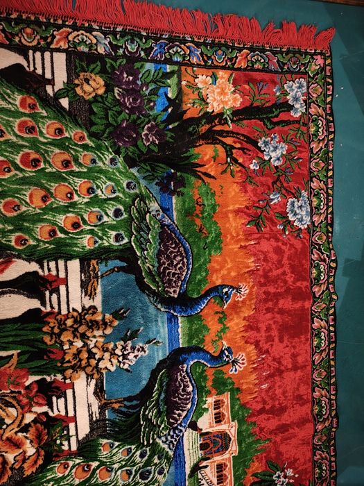 Carpetă de perete cu păuni