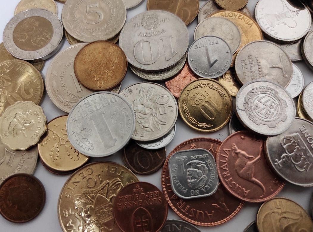 1 Kg Monede din toate continentele - stare excelenta de conservare!
