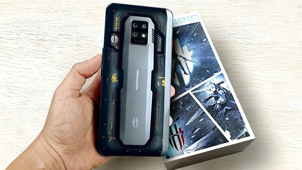 Red Magic 7 pro 16/256 в идеальном состоянии