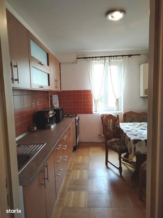 Apartament 3 camere 70mp Gh.Doja bloc vila -beci-105.000eur neg
