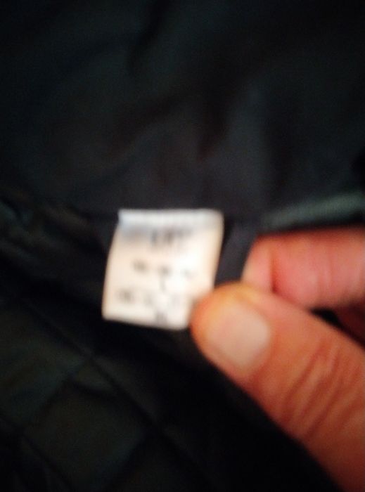 Продам куртку женскую