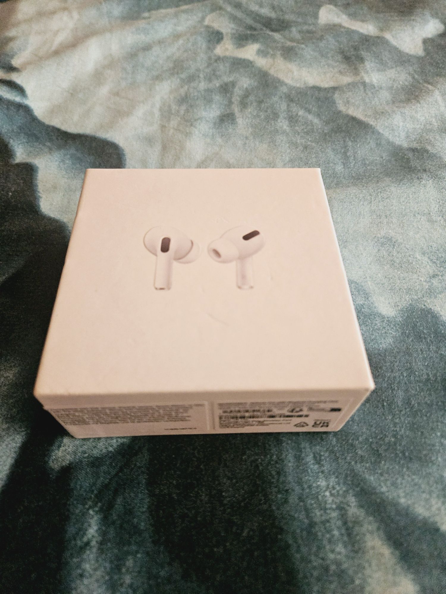 Airpods Pro with Magsafe Charging Case
