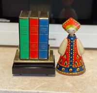 Винтидж Сувенири от Съветския Съюз. Сувенир-Табакера и Руска кукла.