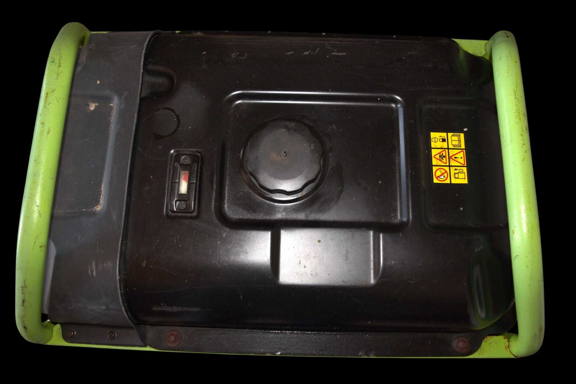 Generator electric PRAMAC PX8000 AVR – Închiriere