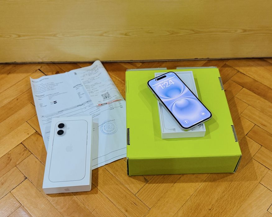 Iphone 16 256GB Гаранция 12.2026г / Като Нов / Пълен Комплект