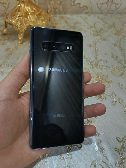 Samsung S10+ 2 simkartaligi