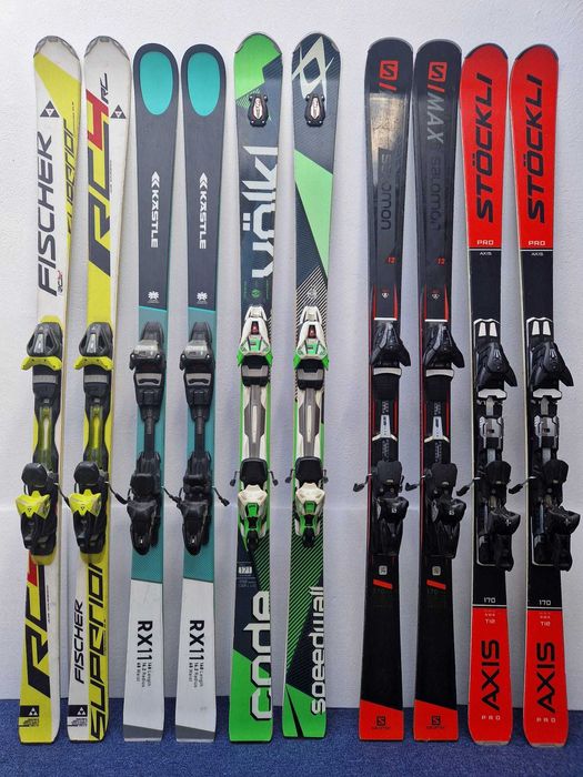 Schiuri clapari ski bete schi casca