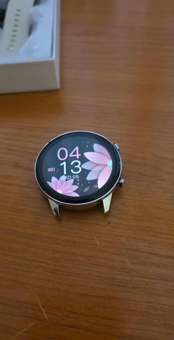 Фитнес смарт часовник