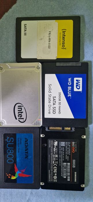 Varietati ssduri 250/500gb rami 4/8/16gb ddr3/ddr4