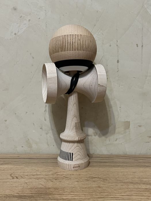 Kendama Sweets Broken Bones