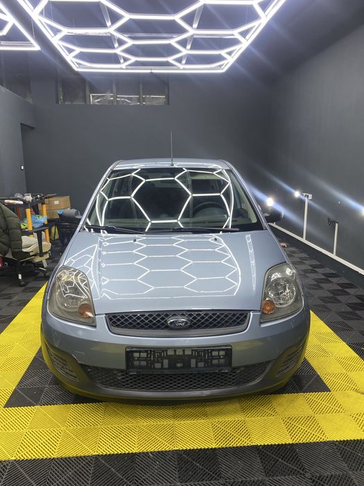 Ford fiesta 1.3 benzina anul 2007