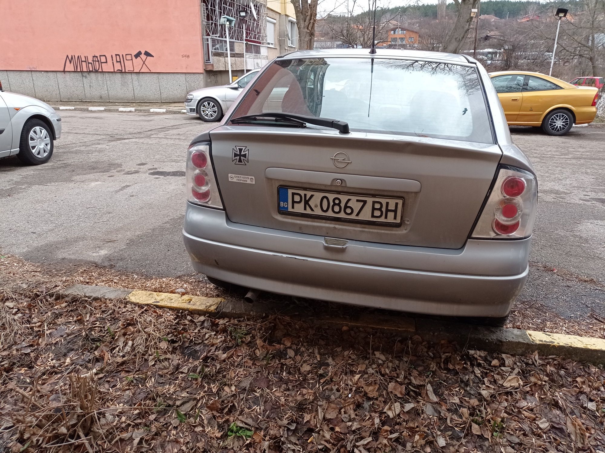 Astra G на части