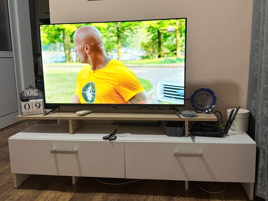 Холна секция в бяло и кафяво