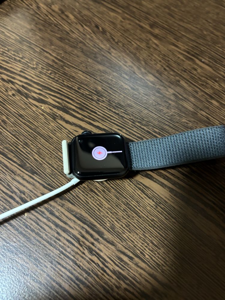 Apple Watch SE GEN 2