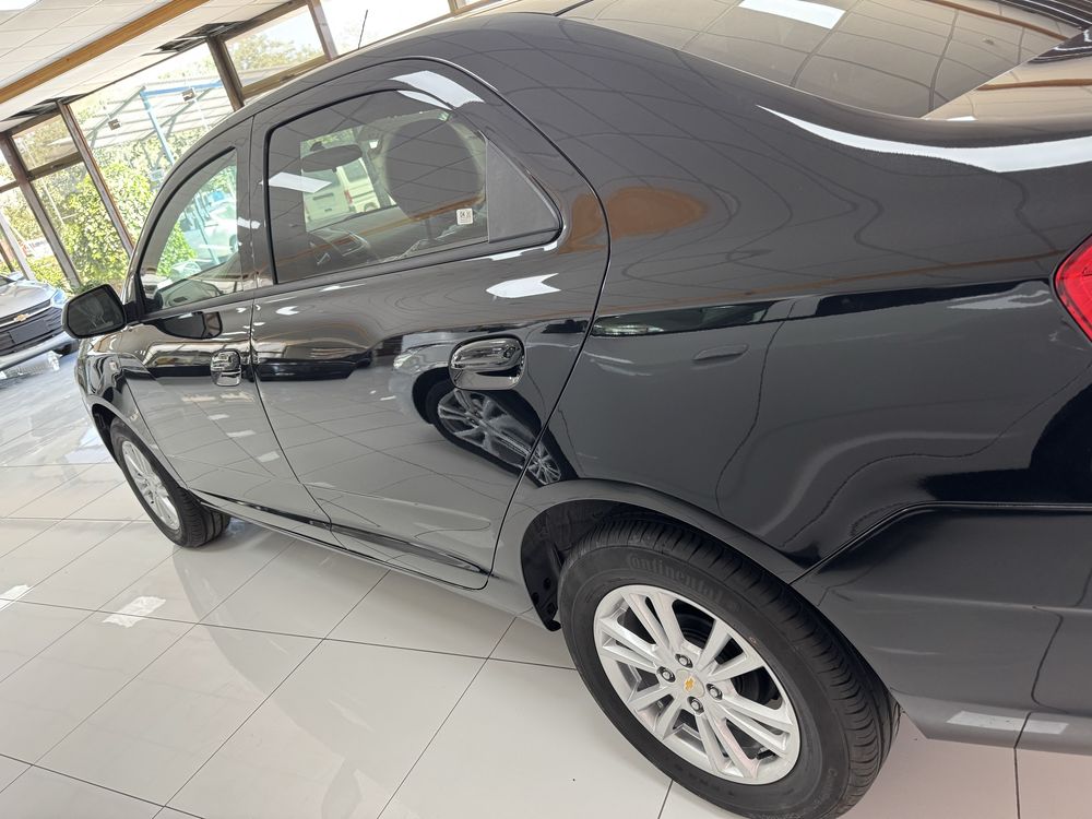 Cobalt qora packa 0 probeg 2025 yil natarius bonusga.