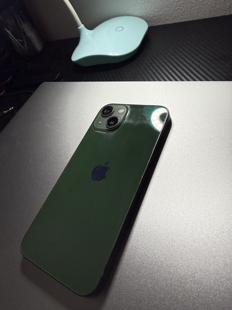 Iphone 13 128gb в отлично състояние