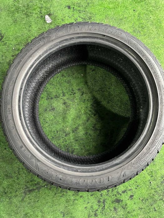 Anvelope iarnă 245/40/18 GoodYear