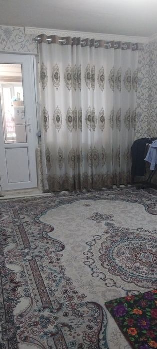 Зудлик билан 2/1/4 уй сотилади. Кибрай Бойжигит