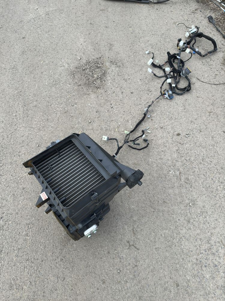 Hunday Sonata 4 2.0 131hp. 2001-2004 (части)